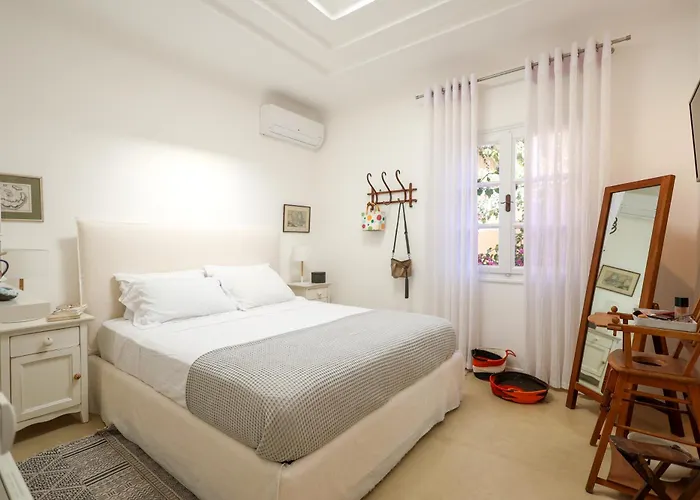 D' Aniel Mansion Вилла Тира