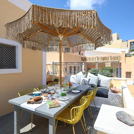 D' Aniel Mansion ثيرا