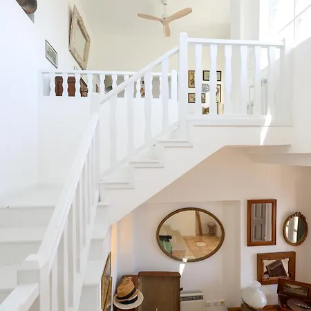 Villa D' Aniel Mansion Fira (Santorini)