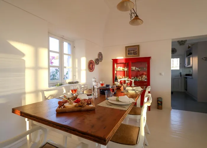 Villa D' Aniel Mansion *