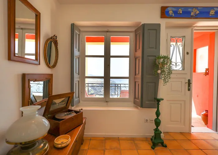 Villa D' Aniel Mansion Fira (Santorini)