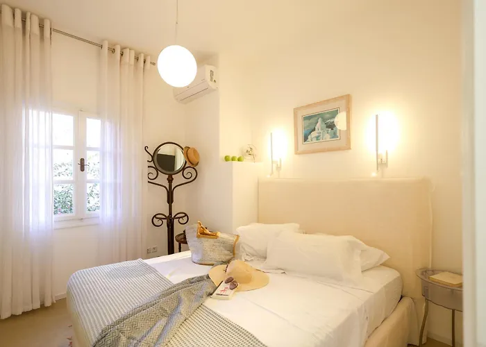 D' Aniel Mansion * Fira (Santorini)